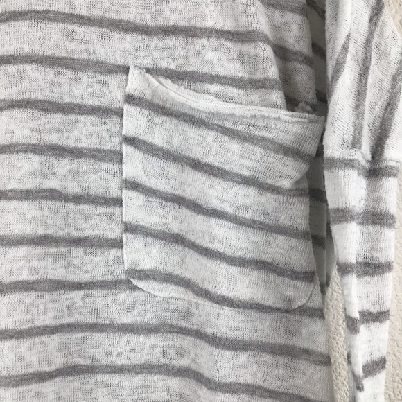 Abercrombie & Fitch Top - Picture 3 of 4